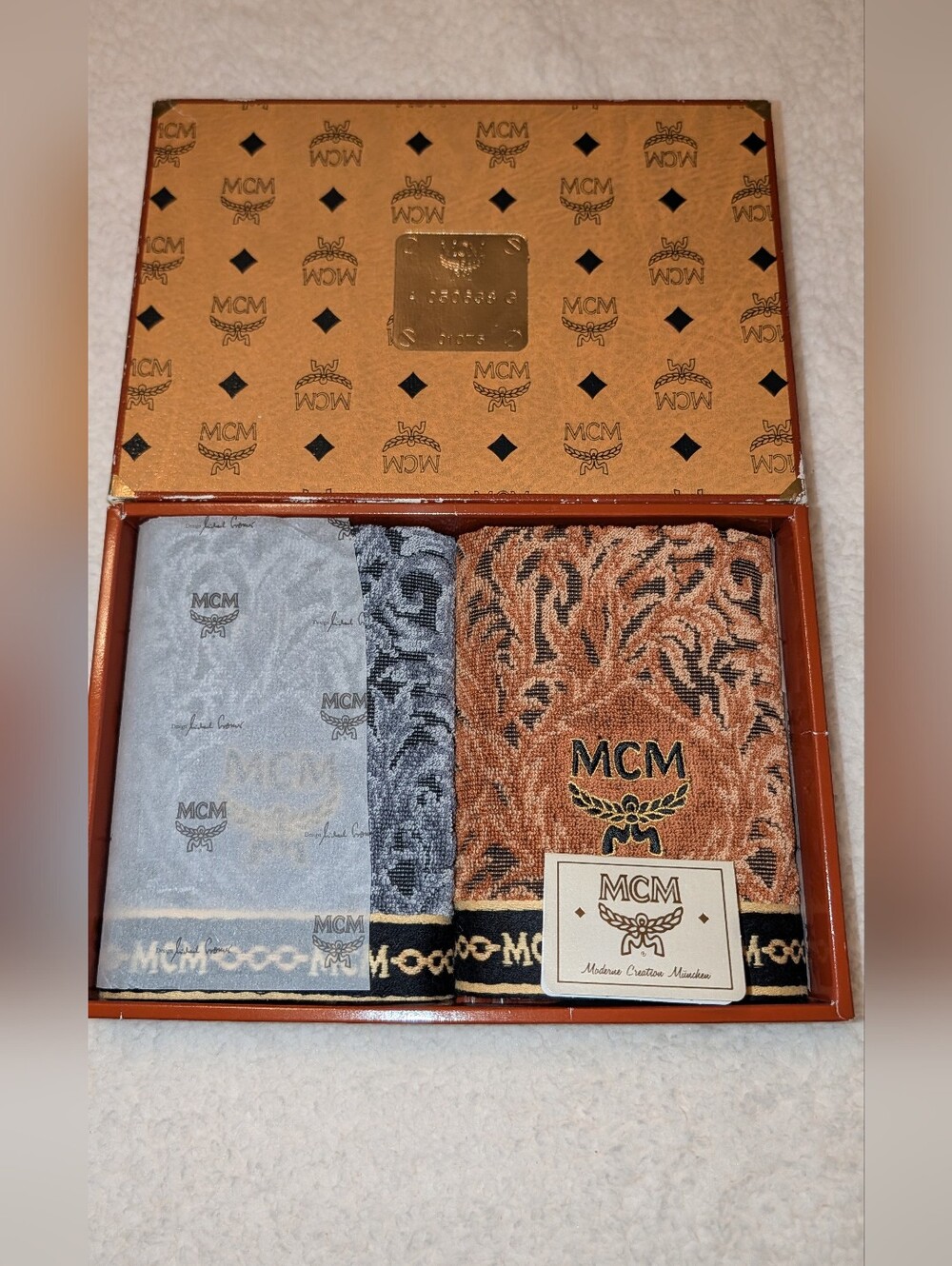 MCM Luxury 2-Piece Washcloth Set Brown & Blue NIB